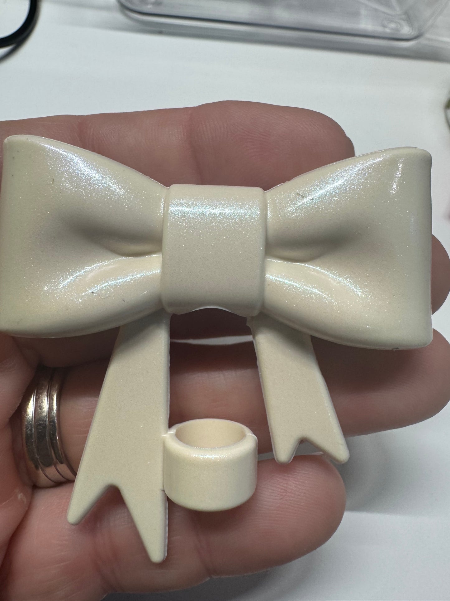 Bow Straw Topper