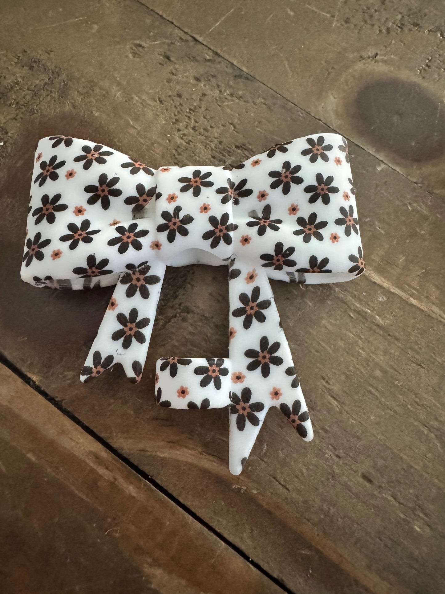 Bow Straw Topper