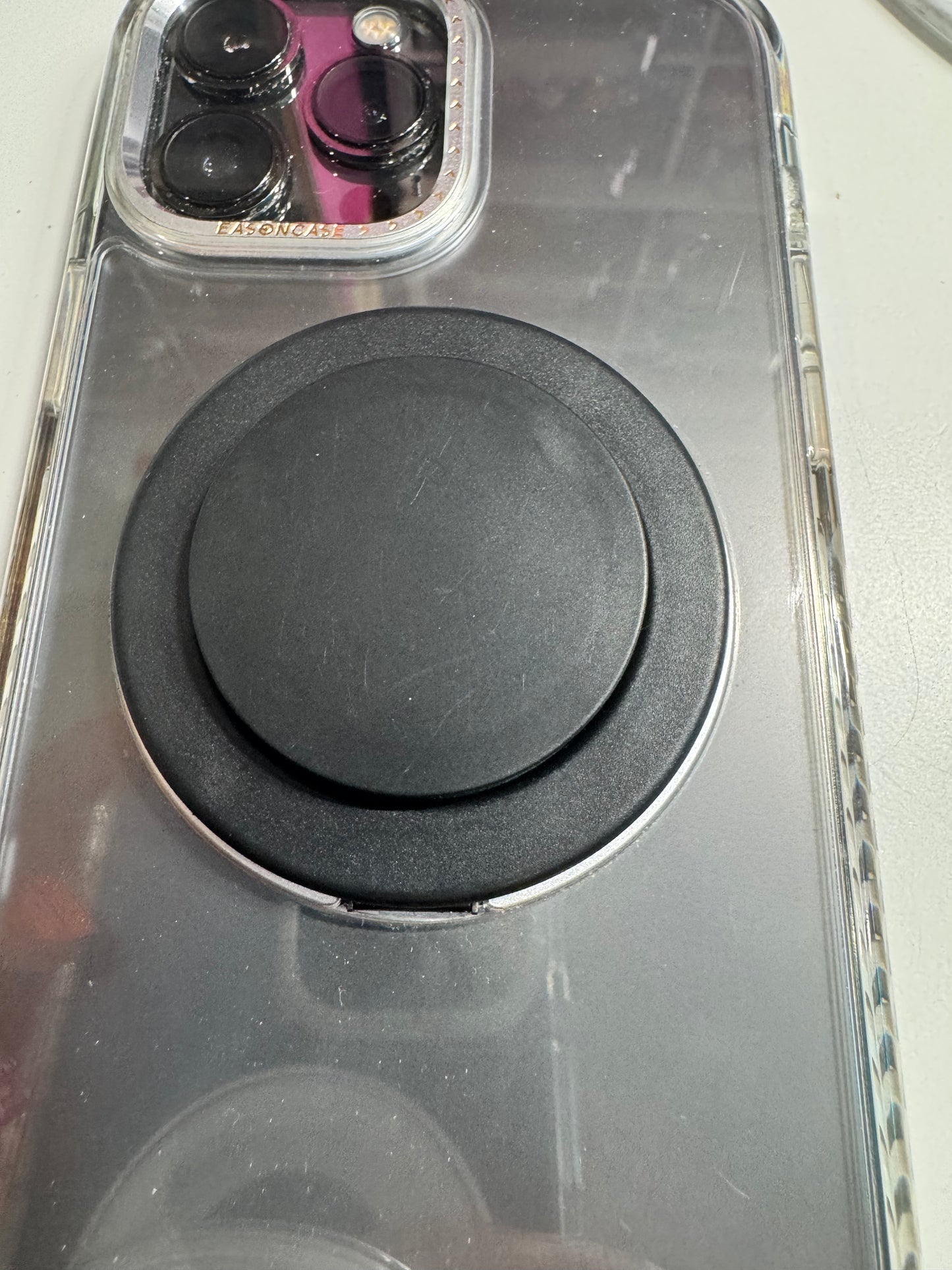MagSafe Compatible Phone Grip