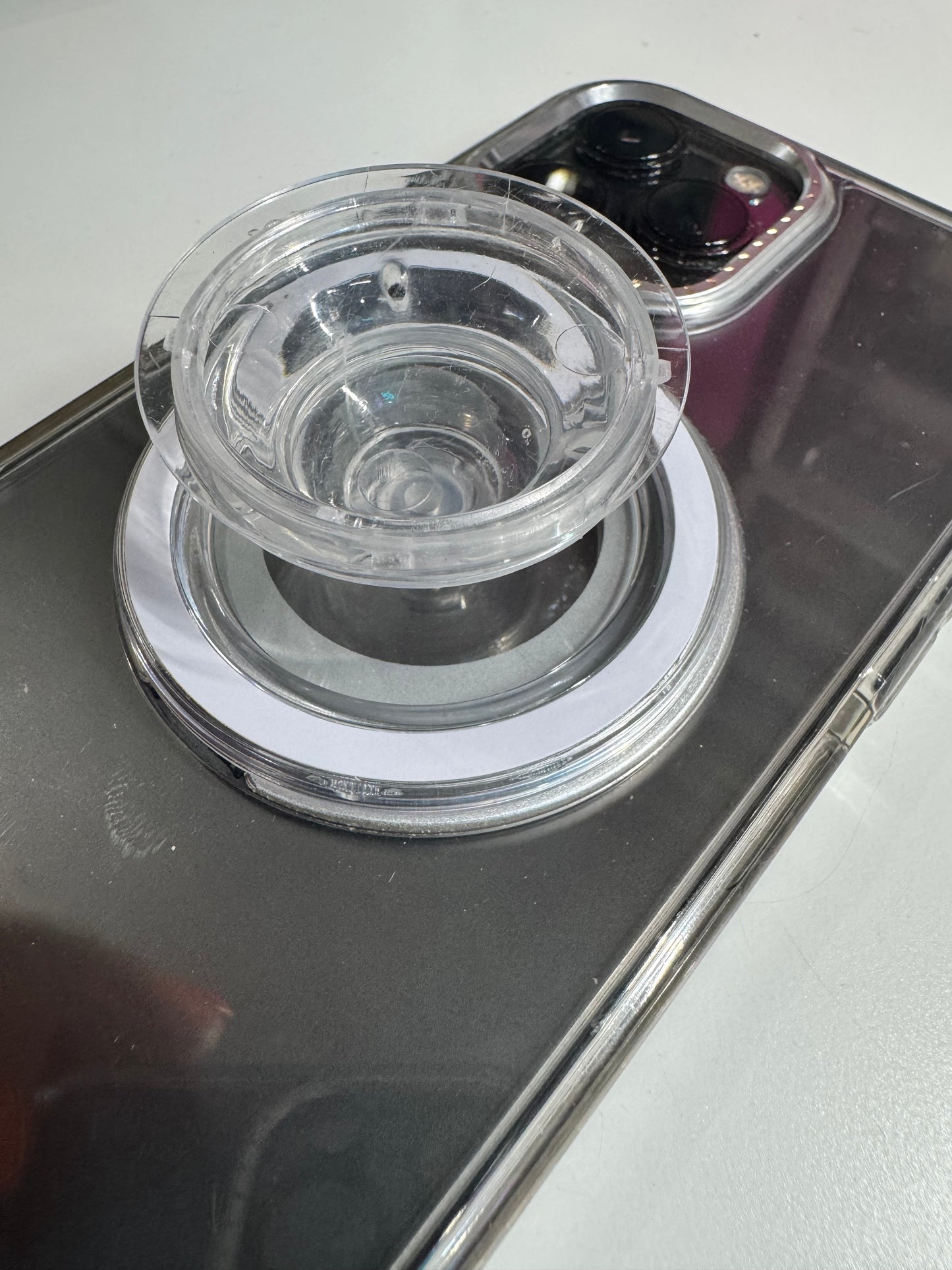 MagSafe Compatible Phone Grip