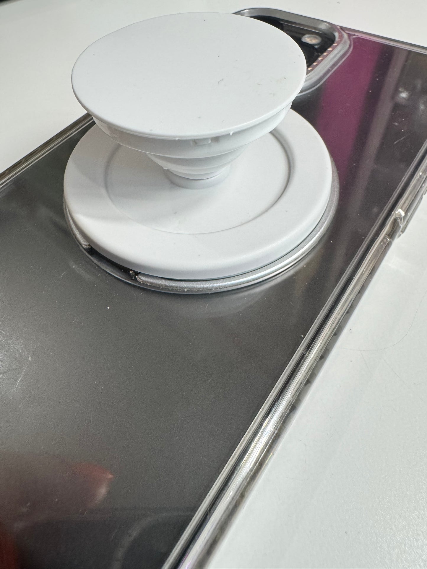 MagSafe Compatible Phone Grip