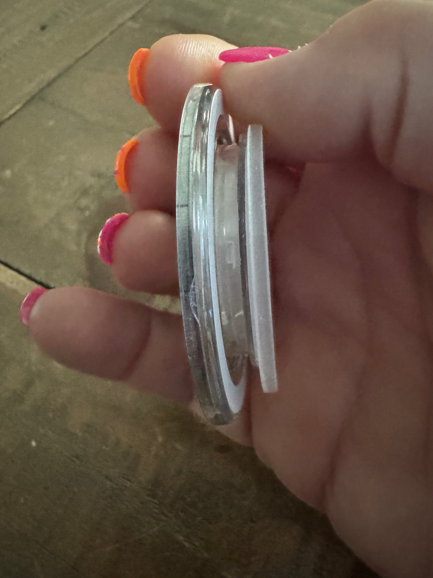 MagSafe Compatible Phone Grip